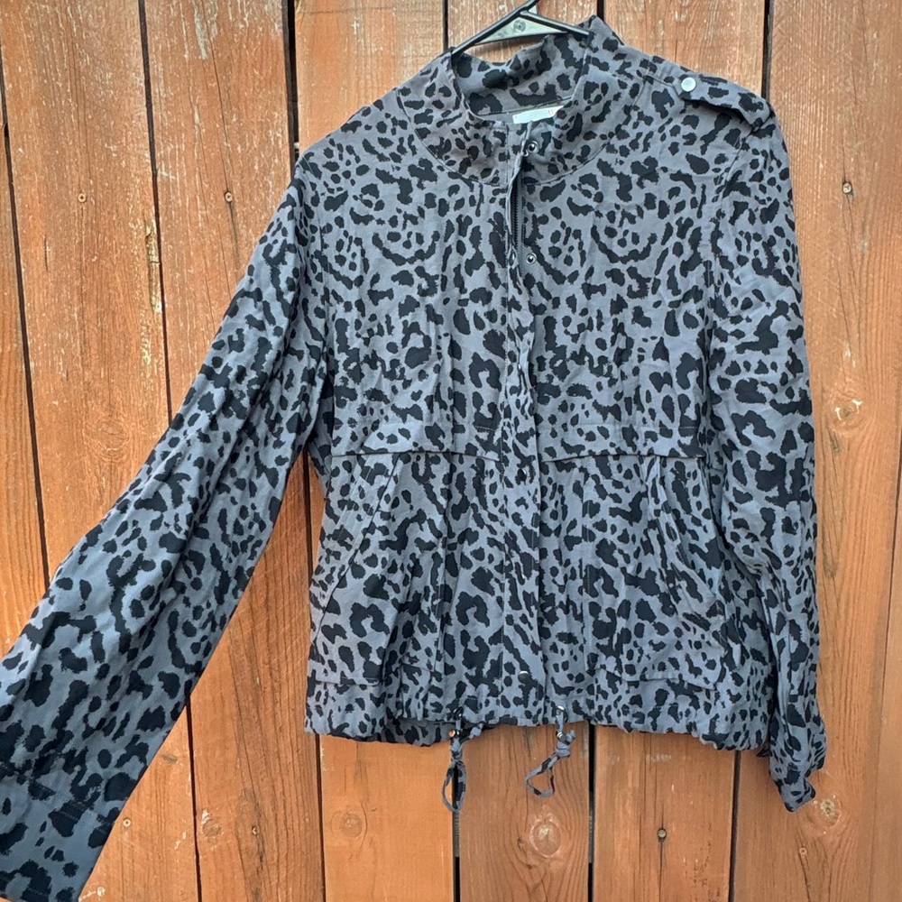 WE by living in yellow animal print jacket